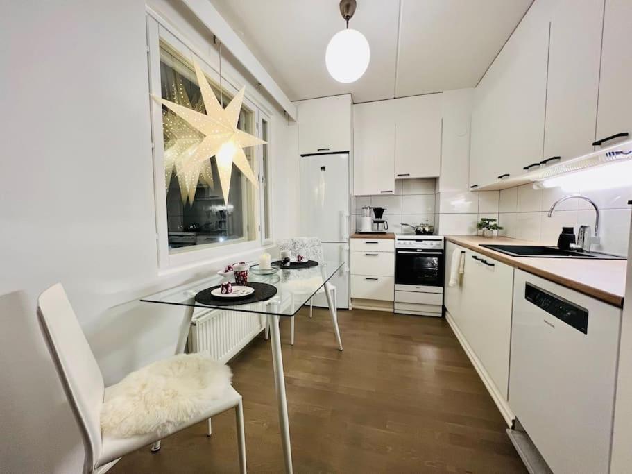 Spacious City Center Apt - Sauna - Self Check In Рованиеми Екстериор снимка